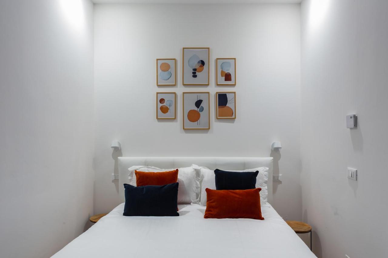 Milanofierapartments Correggio Suite ภายนอก รูปภาพ