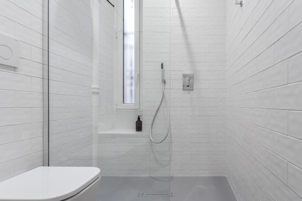 Milanofierapartments Correggio Suite ภายนอก รูปภาพ