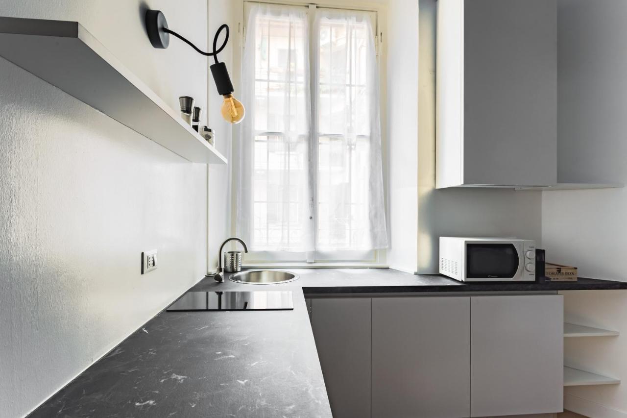 Milanofierapartments Correggio Suite ภายนอก รูปภาพ